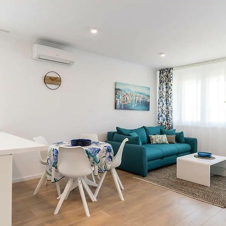 Relax & Recharge Sea View Apartment Split Exterior photo