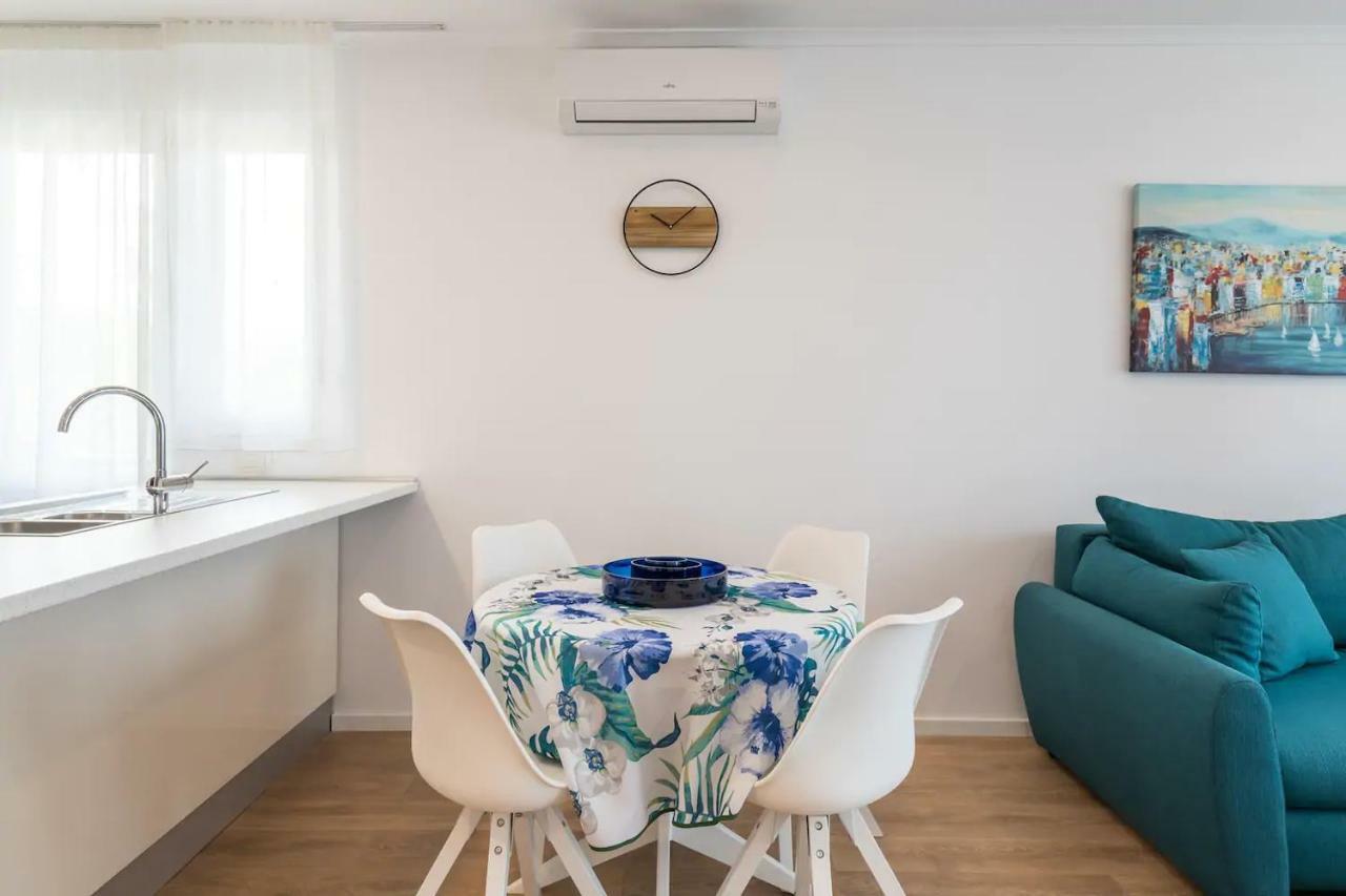 Relax & Recharge Sea View Apartment Split Exterior photo